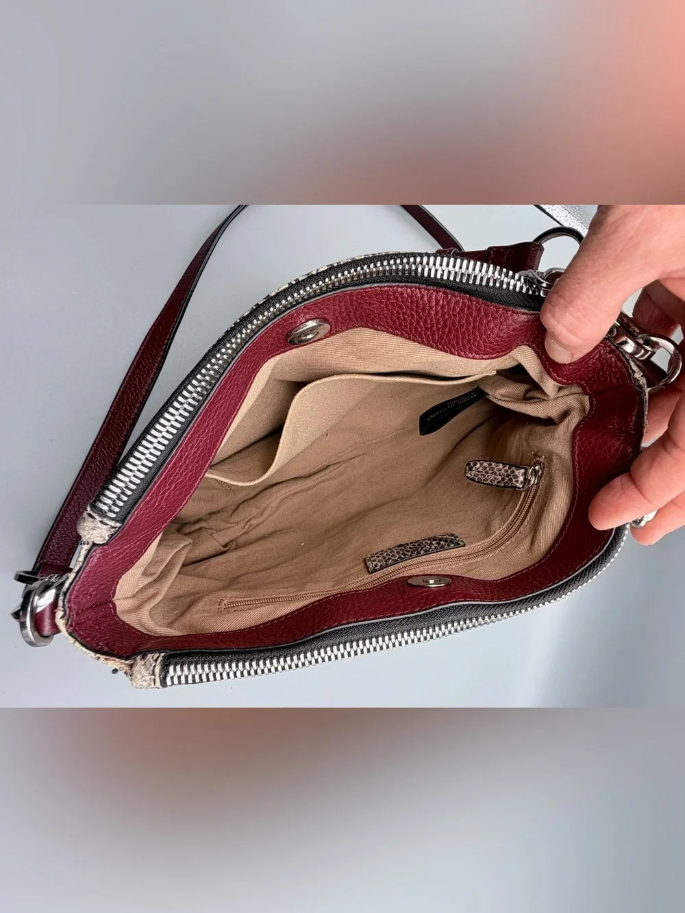 G.I.L.I. Genuine Leather Pleated Double Zip Crossbody Purse